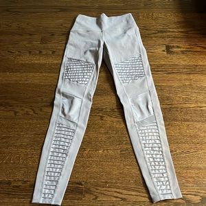 Alo light purple moto leggings small